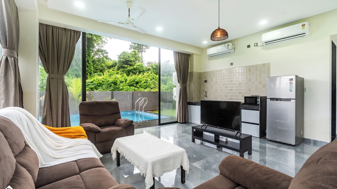 Photo of Livingroom in Karjat