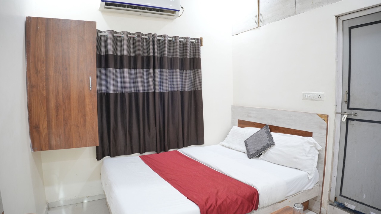 Photo of Bedroom in Ahmedabad