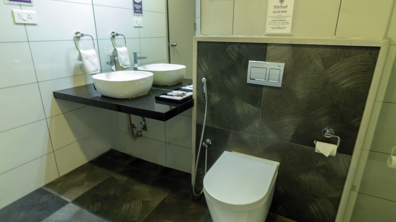 Photo of Bathroom in Palani