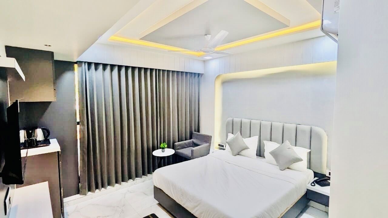 Photo of Bedroom in Usman Pura
