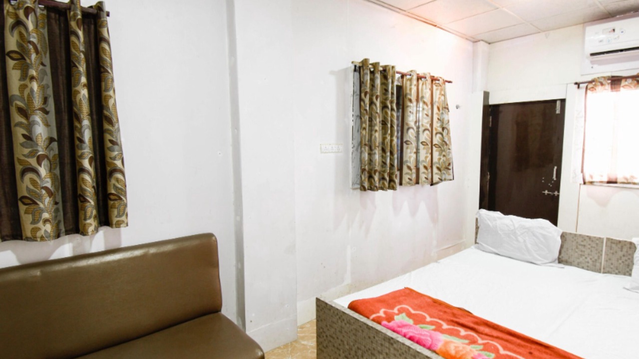 Photo of Bedroom in Jabalpur