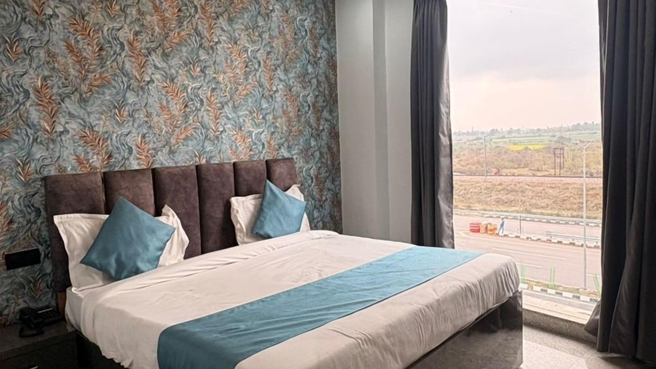 Photo of Bedroom in Kanpur