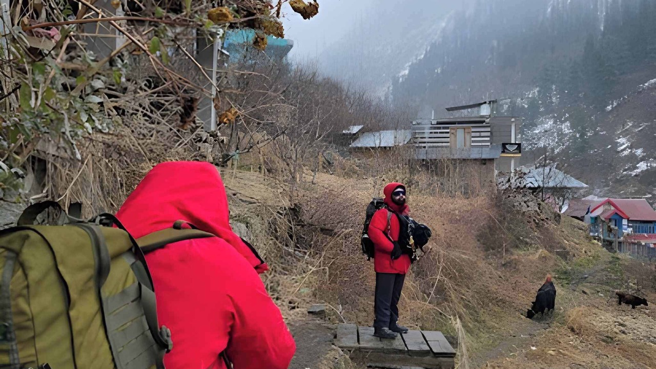 Photo of Outdoor in Tosh