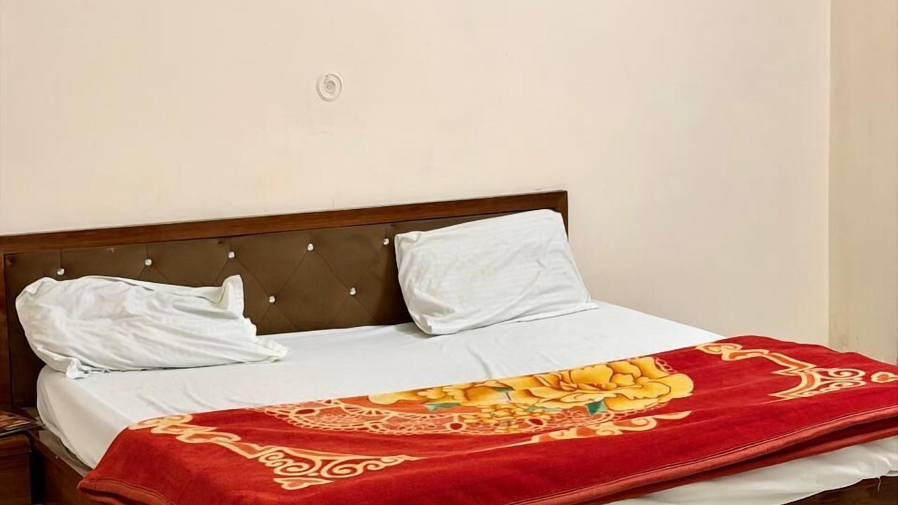 Photo of Bedroom in Etawah