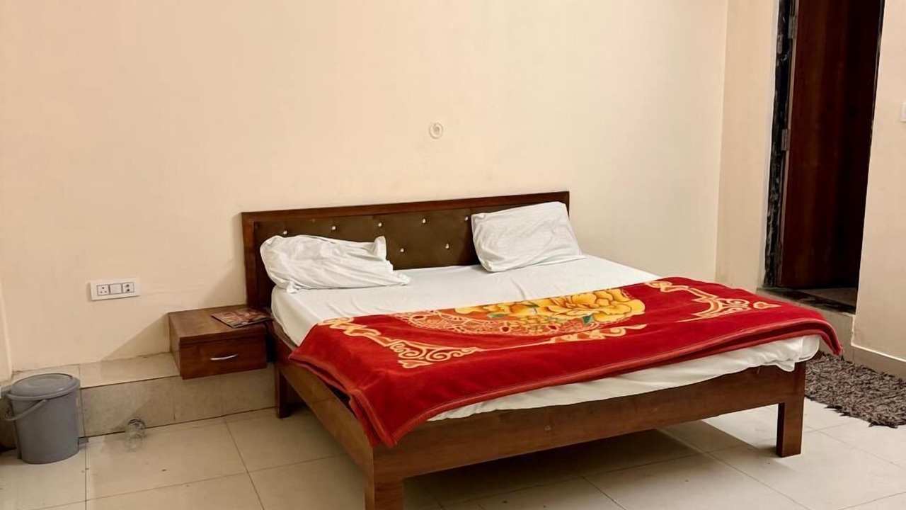 Photo of Bedroom in Etawah