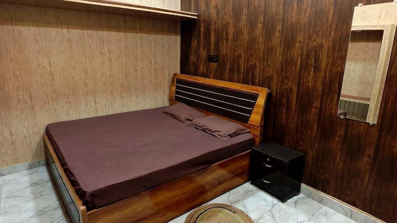 Photo of Bedroom in Mahmoorganj