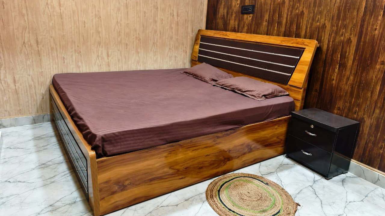 Photo of Bedroom in Mahmoorganj