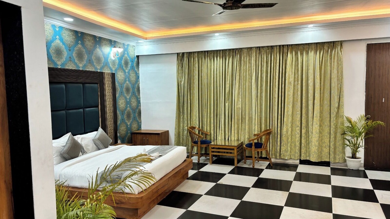 Photo of Bedroom in Bhopal