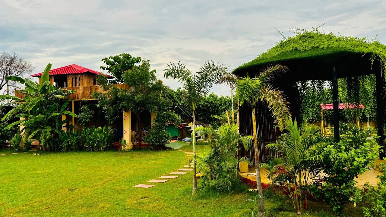Photo of Outdoor in Mathura