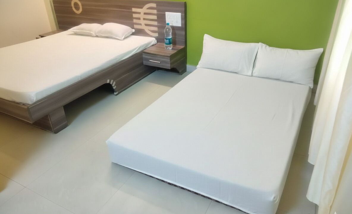 Photo of Bedroom in Mahabaleshwar