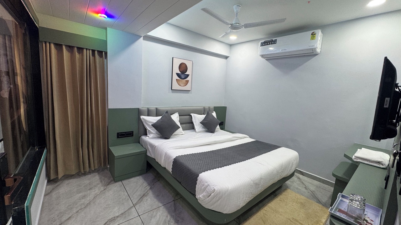 Photo of Bedroom in Ahmedabad