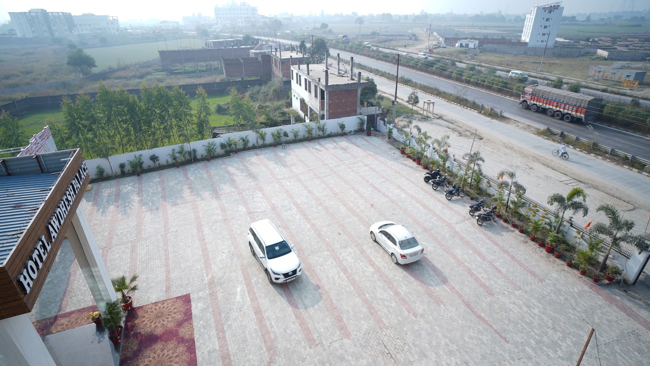 Photo of Outdoor in Tarabganj