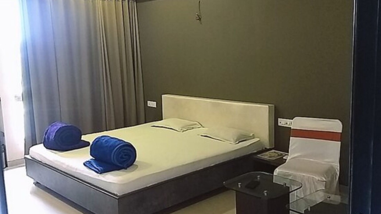 Photo of Bedroom in Jaora