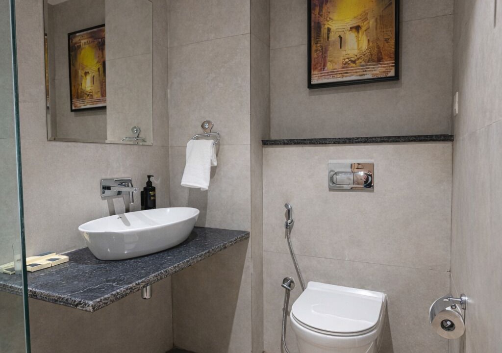 Photo of Bathroom in Rau