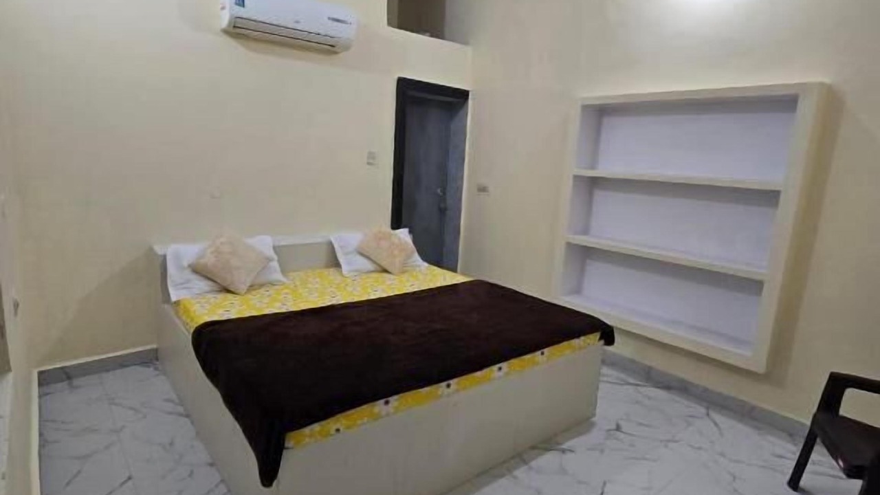 Photo of Bathroom in Orchha