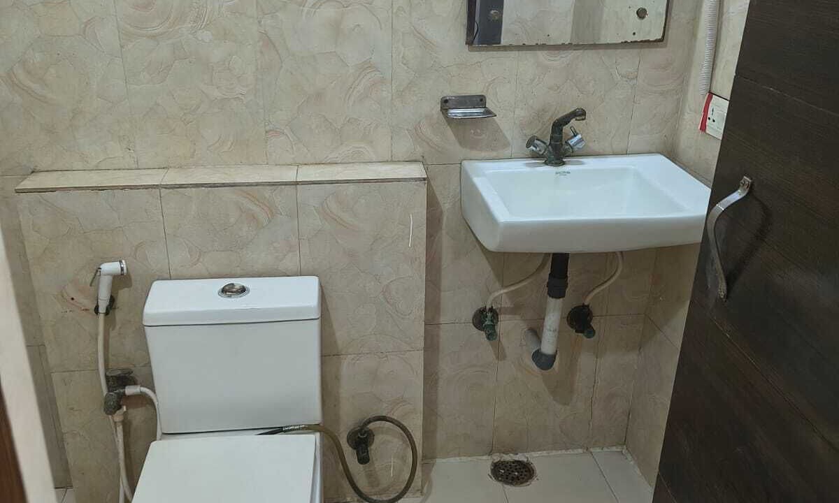 Photo of Bathroom in Taj Ganj