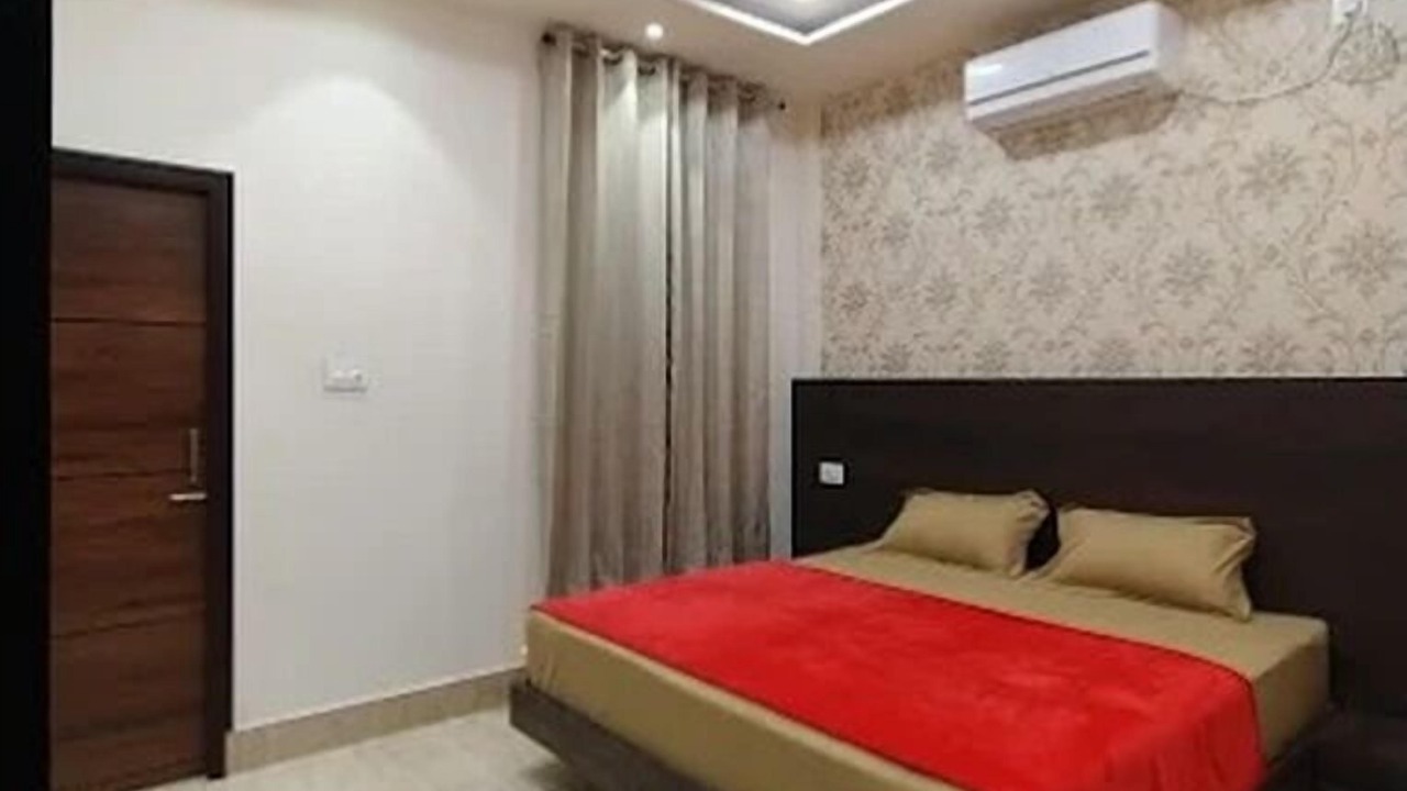Photo of Bedroom in Hoshiarpur