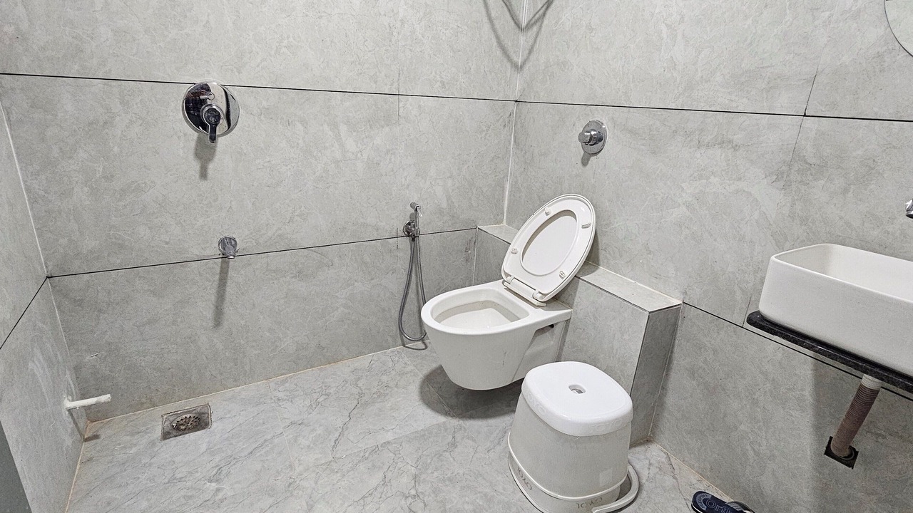 Photo of Bathroom in Sanand
