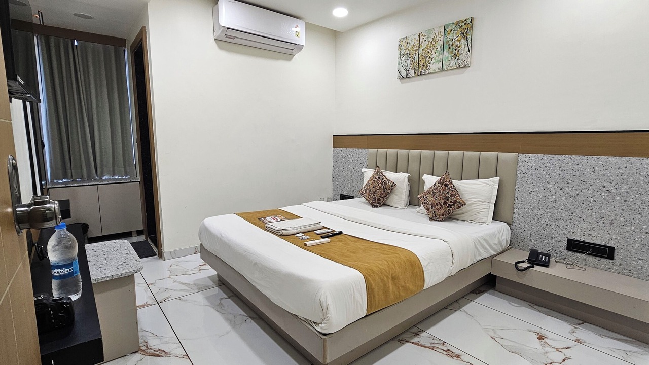 Photo of Bedroom in Ahmedabad