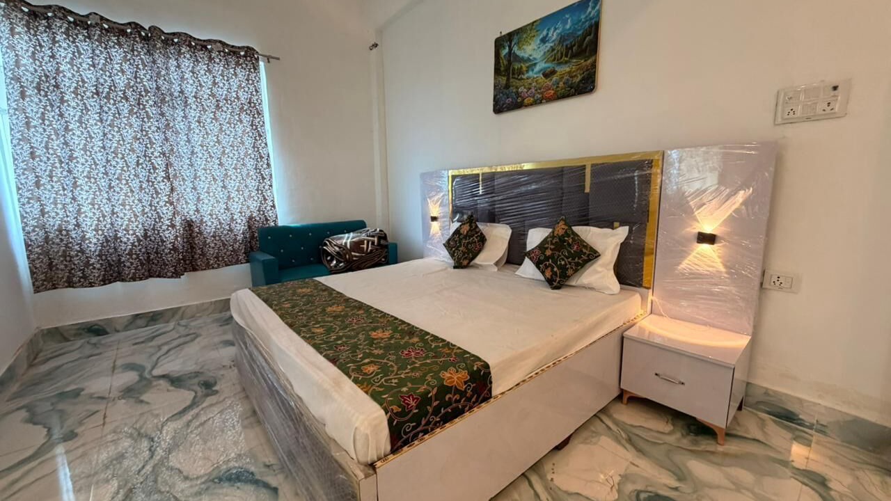 Photo of Bedroom in Bharthana