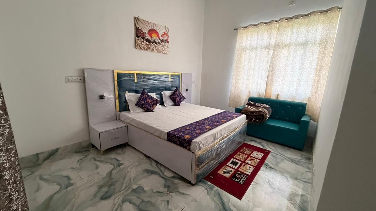 Photo of Bedroom in Bharthana