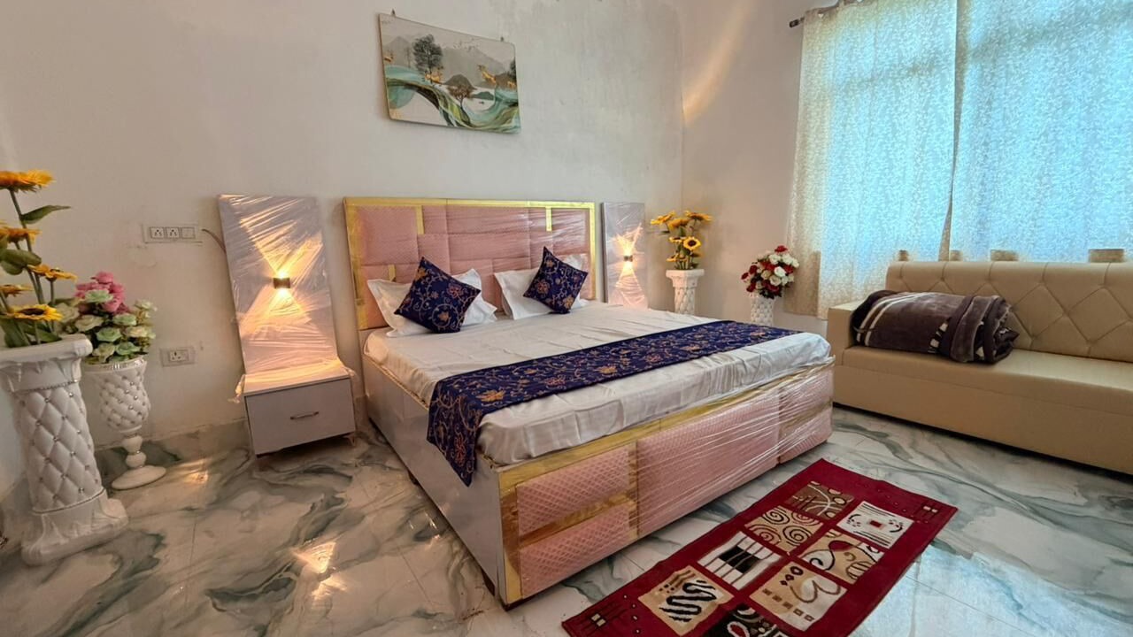 Photo of Bedroom in Bharthana