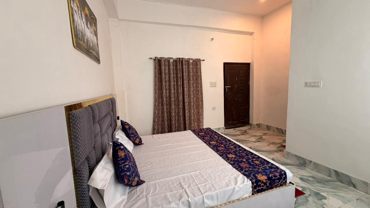Photo of Bedroom in Bharthana
