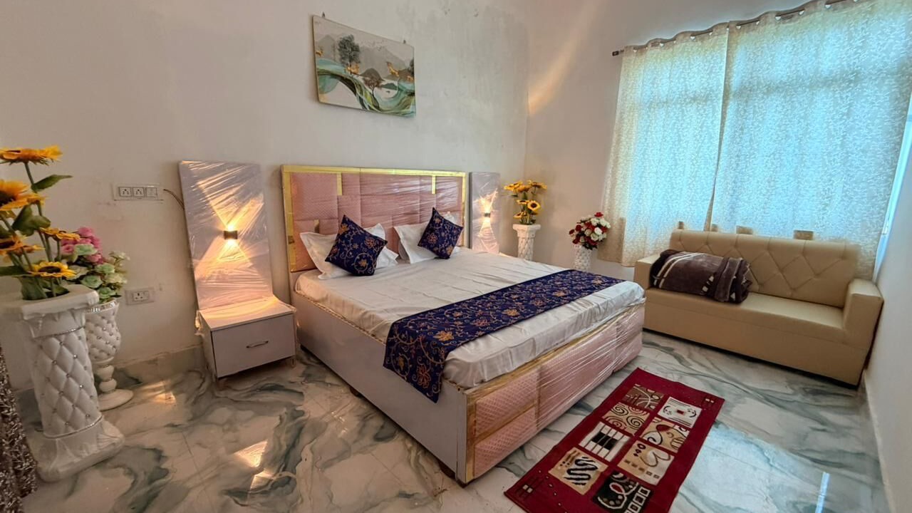 Photo of Bedroom in Bharthana