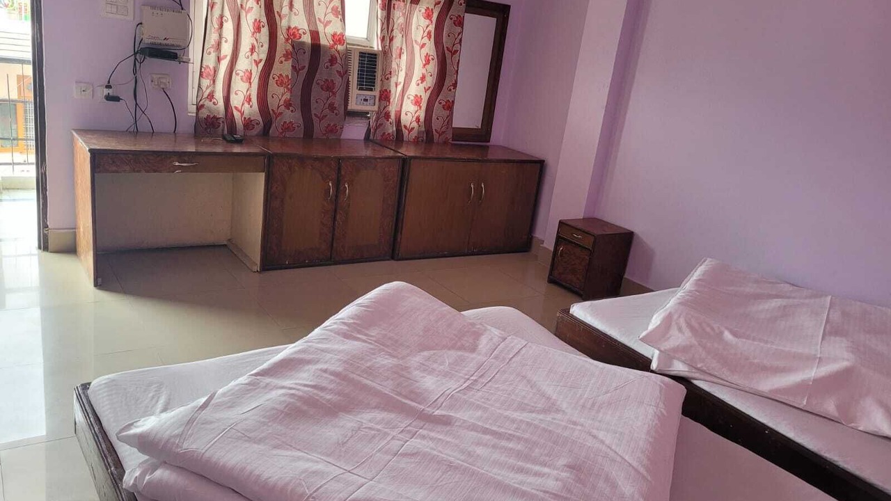 Photo of Bedroom in Srinagar