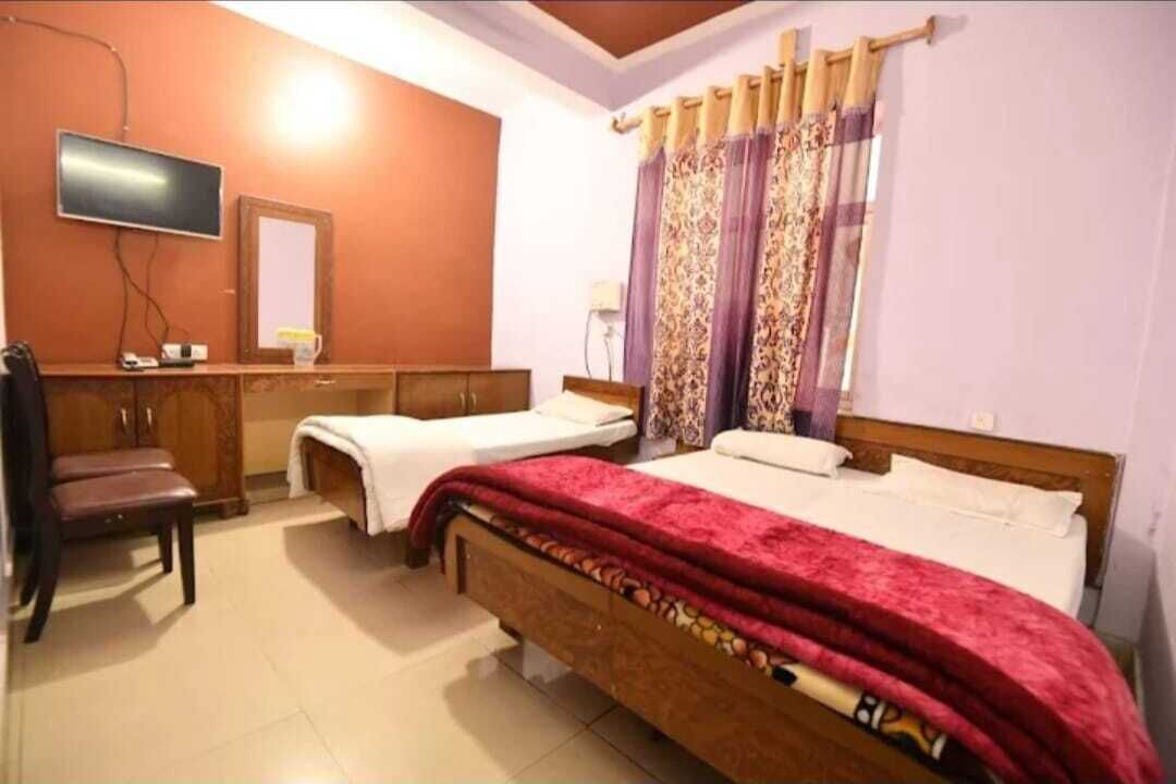 Photo of Bedroom in Srinagar