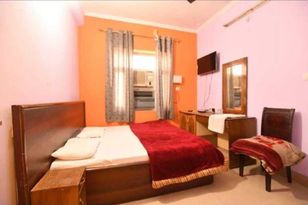 Photo of Bedroom in Srinagar