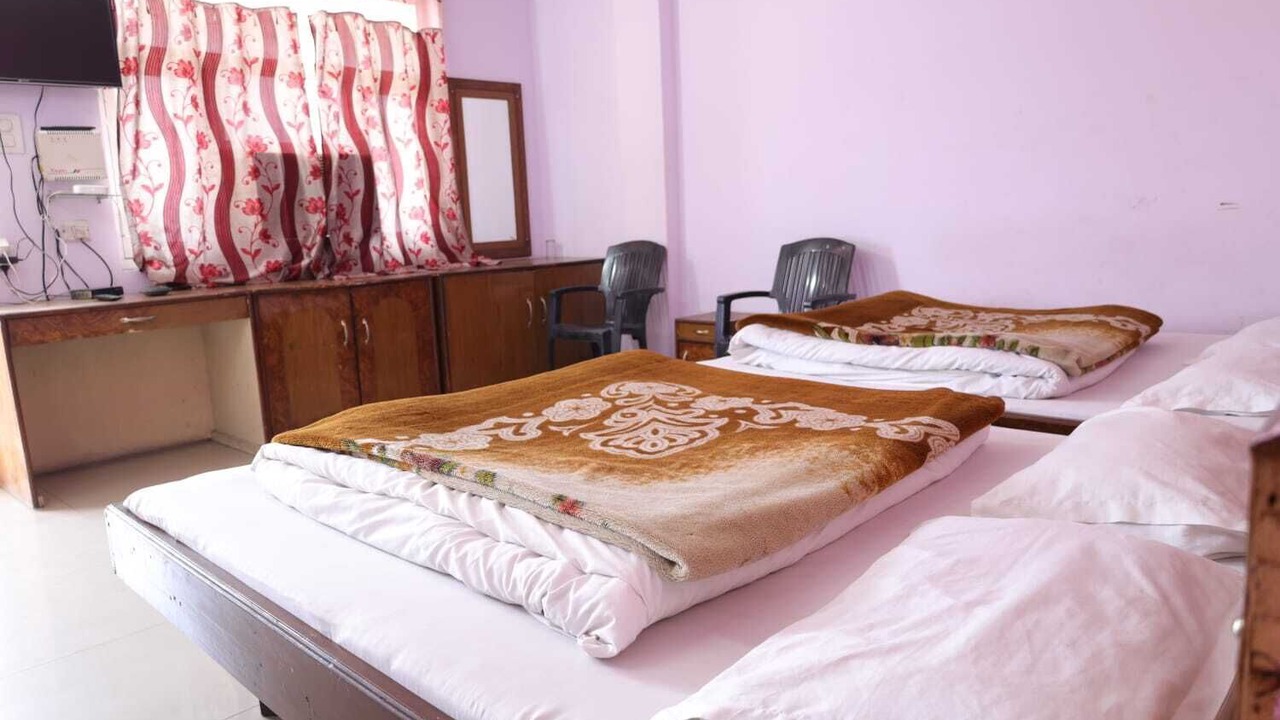 Photo of Bedroom in Srinagar
