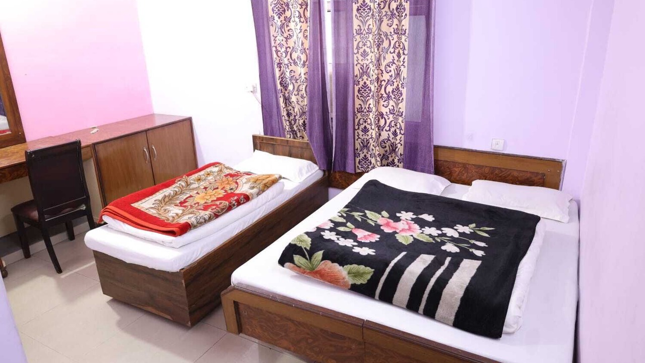 Photo of Bedroom in Srinagar