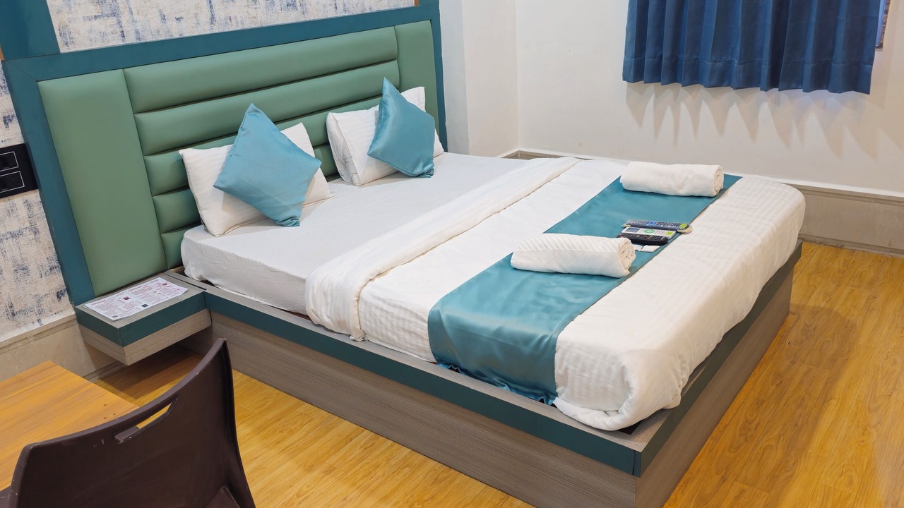 Photo of Bedroom in Surat