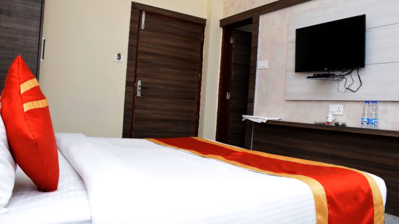 Photo of Bedroom in Azamgarh