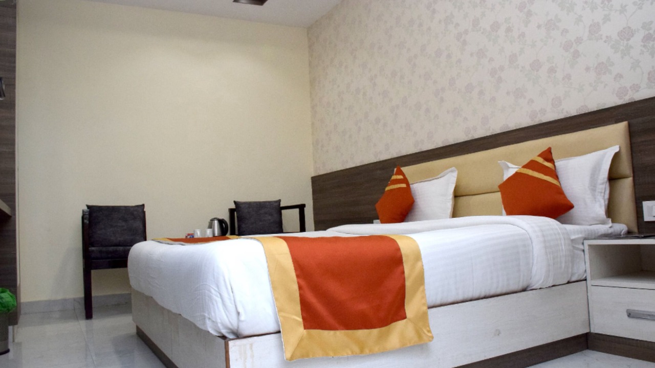 Photo of Bedroom in Azamgarh