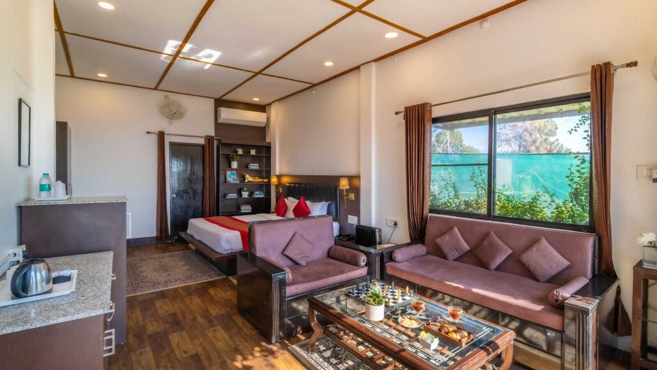 Photo of Bedroom in Lansdowne