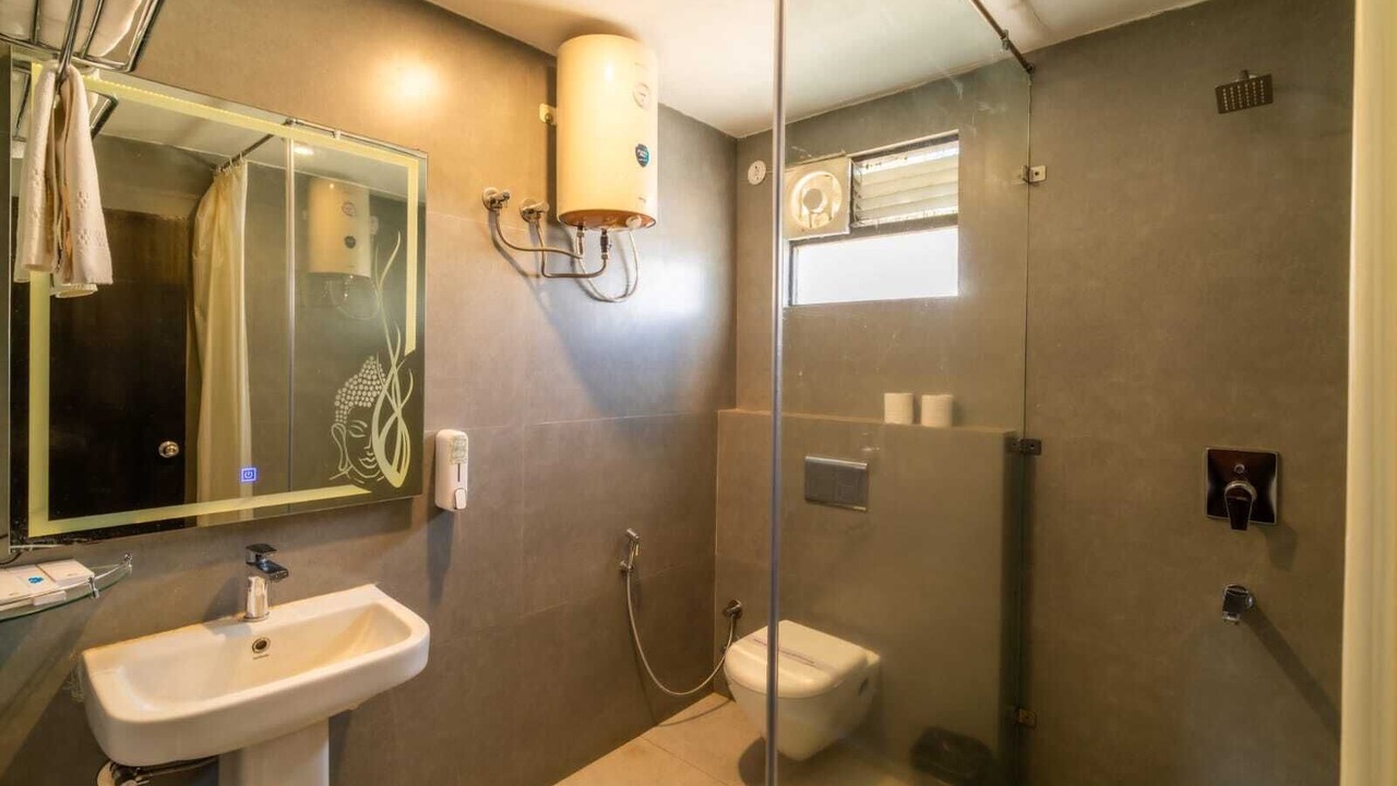 Photo of Bathroom in Lansdowne
