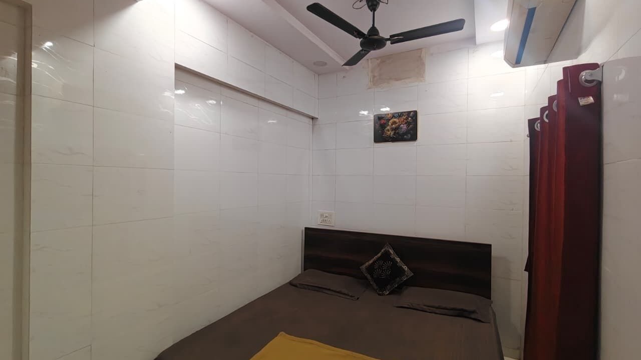 Photo of Bedroom in Surat