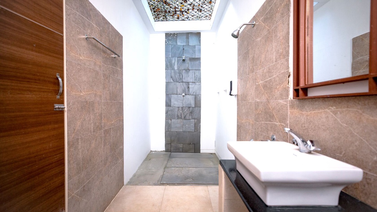 Photo of Bathroom in Kodaikanal