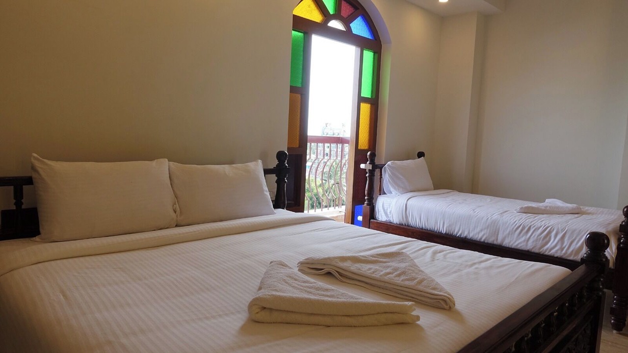 Photo of Bedroom in Thirukadaiyur