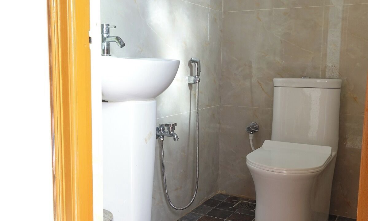 Photo of Bathroom in Thirukadaiyur