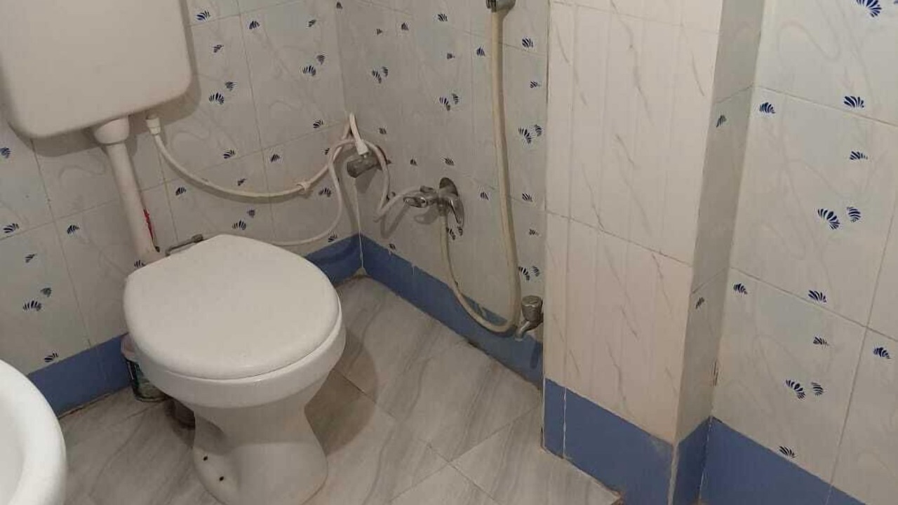 Photo of Bathroom in Jhusi