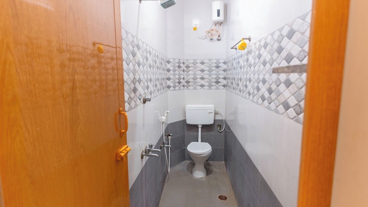 Photo of Bathroom in Uttukuli