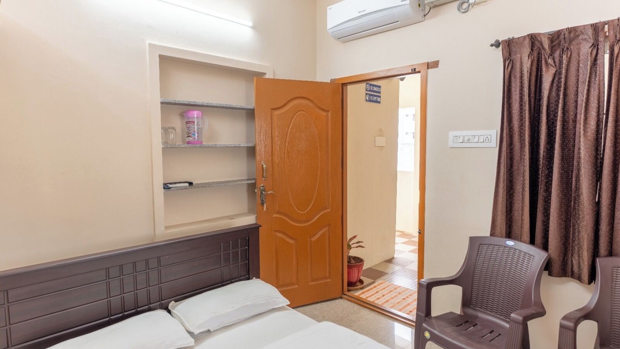 Photo of Bedroom in Uttukuli