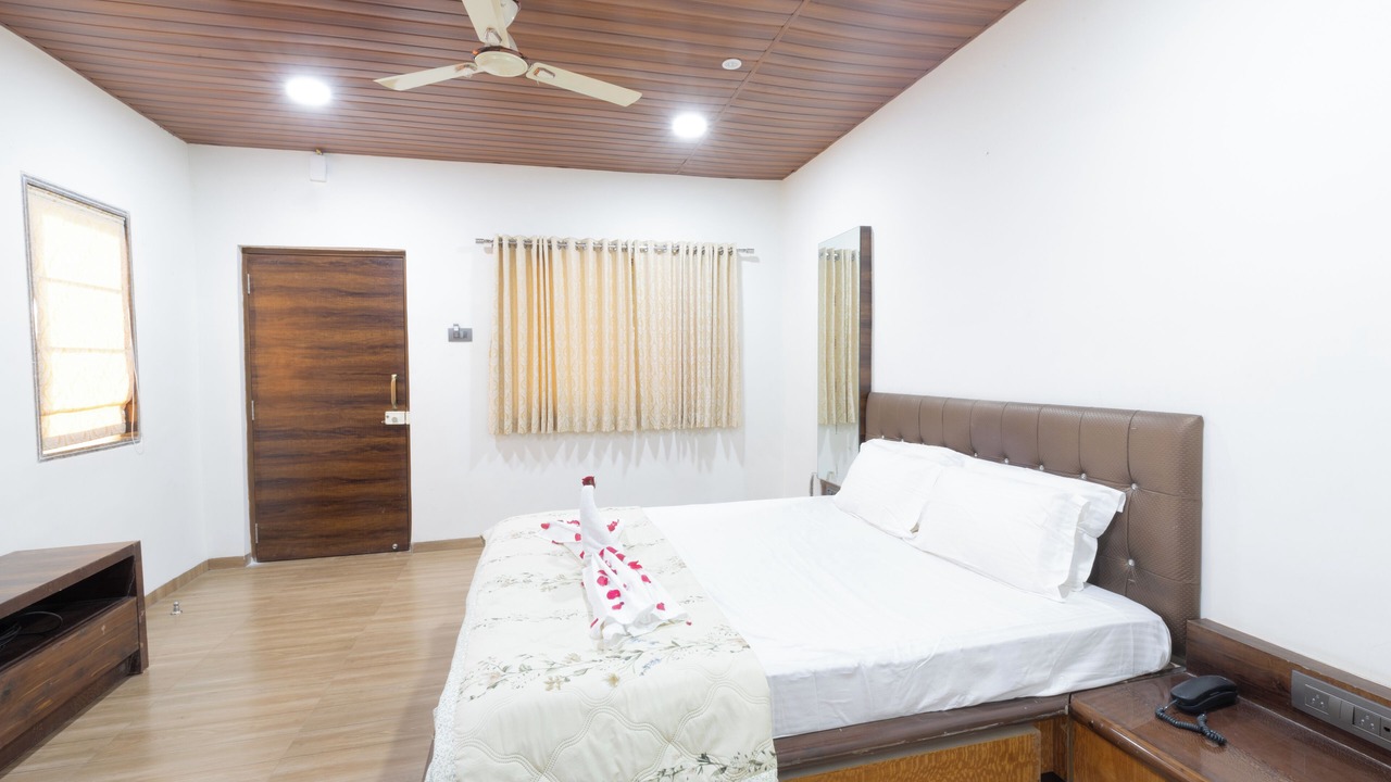 Photo of Bedroom in Amarnath