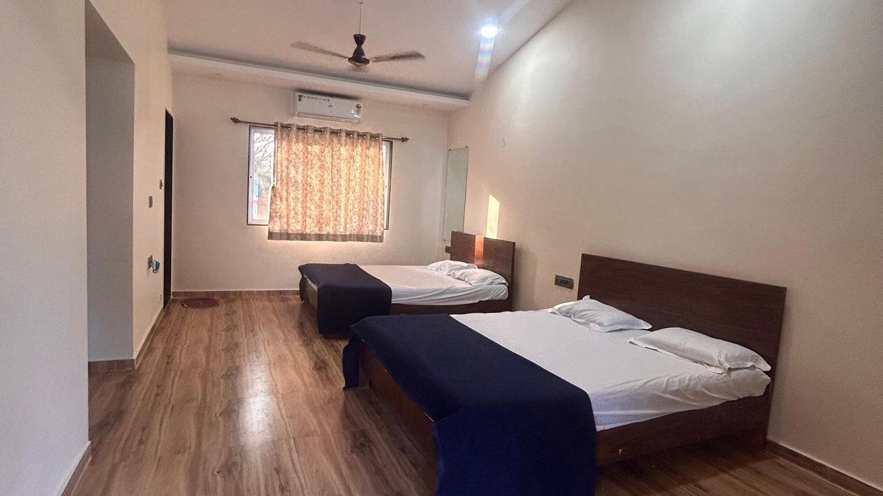 Photo of Bedroom in Amarnath