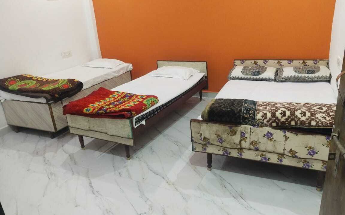 Photo of Bedroom in Naini