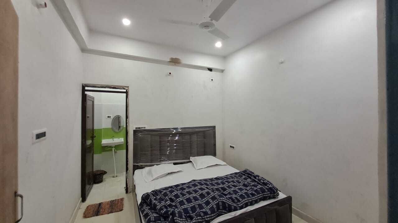 Photo of Bedroom in Naini