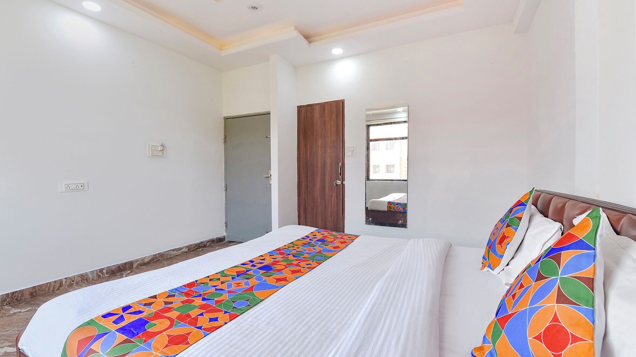 Photo of Bedroom in Adarsh Nagar